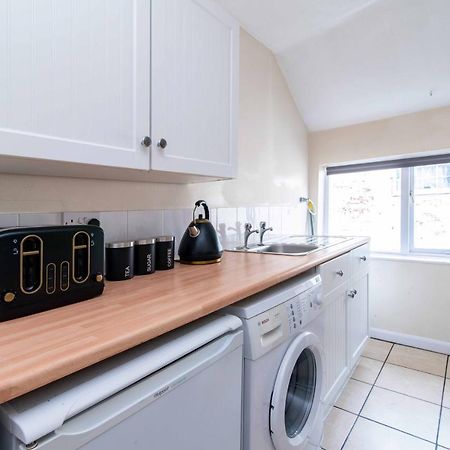 Characterful 2 Bedroom Apartment - Central Location Castle Donington Exterior photo